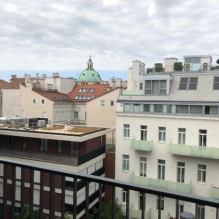 Moderne Trifft Tradition Im Herzen Wiens Экстерьер фото
